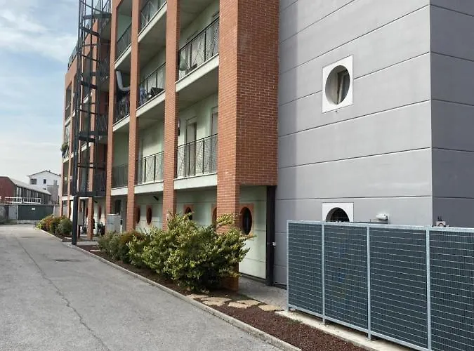 Golia Con Parcheggio
