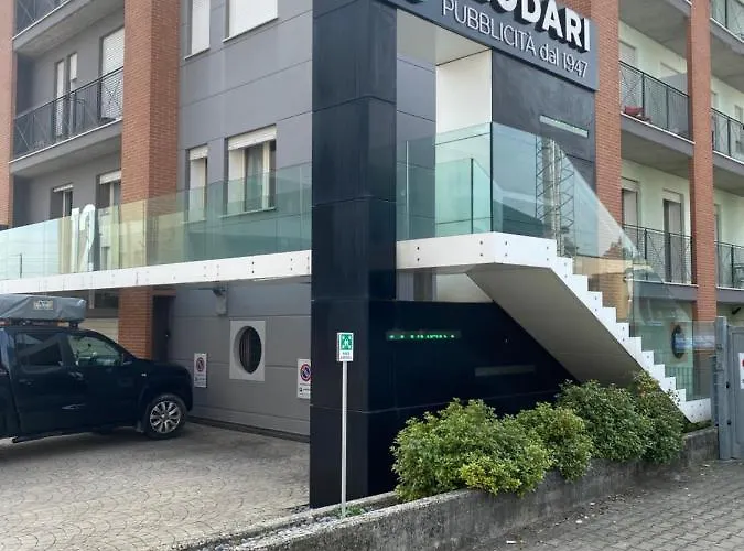 Golia Con Parcheggio Lägenhet *